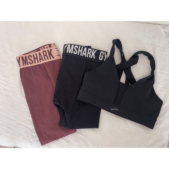Gymshark Pants - Gym Shark 2 leggings 1 Sports Bra Bundle Size Small